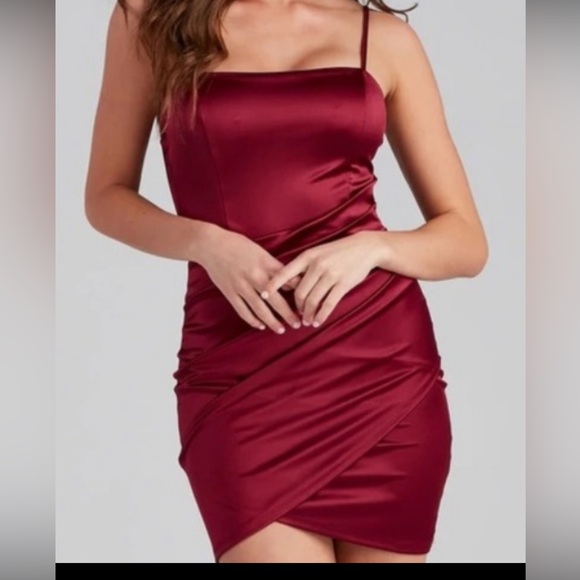 Satin mini dress - Picture 1 of 3